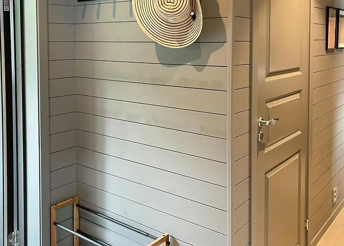 Luxury By The Fjord In Ranvik